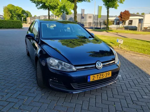 Volkswagen Golf 1.6 TDI Comfortline BlueMotion Volkswagen Golf 1.6 TDI Comfortline BlueMotion